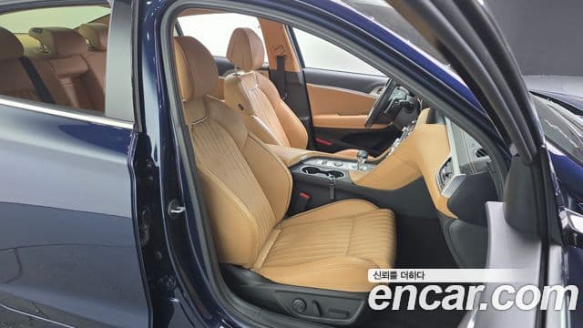 Genesis The / новый New G70, 2021 12