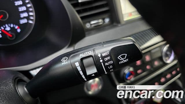 Kia All New K7 3.0 LPI Luxury (арендный автомобиль), 2019 17