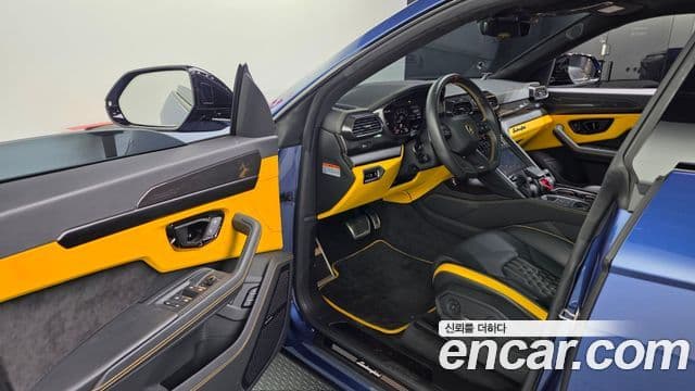 Lamborghini Urus 4.0 V8 S, 2024 10