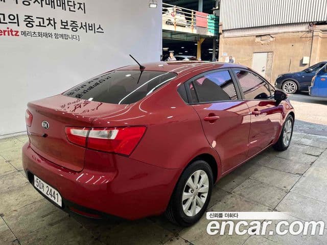 Kia All New Pride Trendy, 2014 3