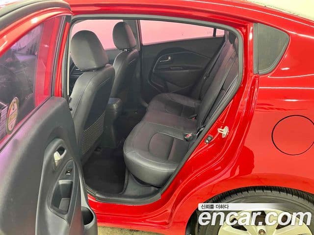 Kia All New Pride Trendy, 2014 8