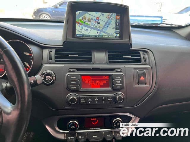 Kia All New Pride Trendy, 2014 12