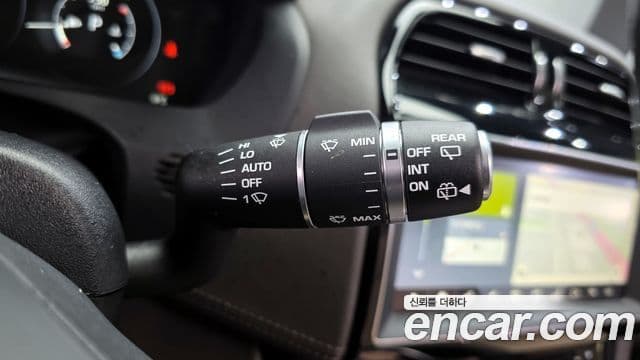 Jaguar F-PACE 20d Portfolio, 2018 18