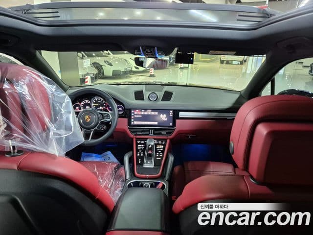 Porsche Cayenne (PO536) 3.0 E-гибрид Platinum Edition, 2023 6