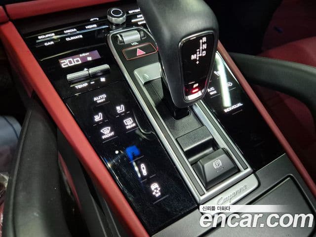 Porsche Cayenne (PO536) 3.0 E-гибрид Platinum Edition, 2023 15