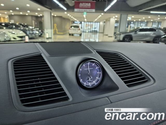 Porsche Cayenne (PO536) 3.0 E-гибрид Platinum Edition, 2023 16