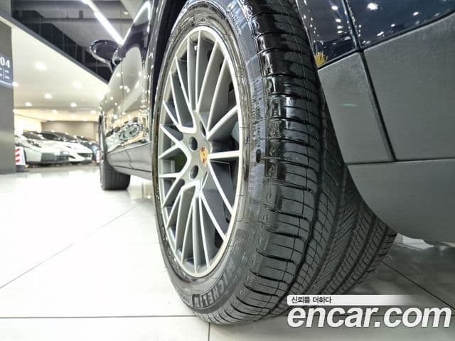 Porsche Cayenne (PO536) 3.0 E-гибрид Platinum Edition, 2023 20