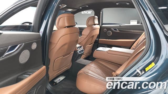 Genesis G80 (RG3) бензин 2.5 турбо 2WD, 2022 12