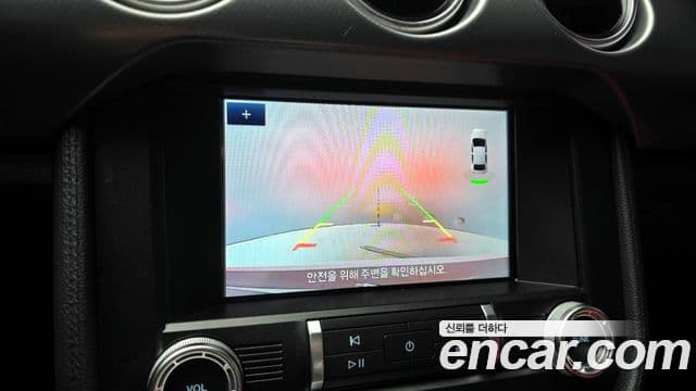 Ford Mustang купе, 2021 15