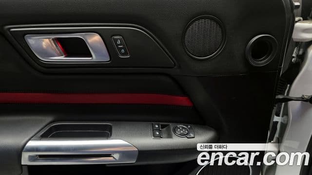 Ford Mustang купе, 2021 19