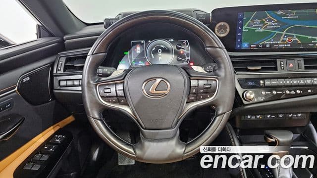 Lexus ES300h 7세대 Executive, 2026 13