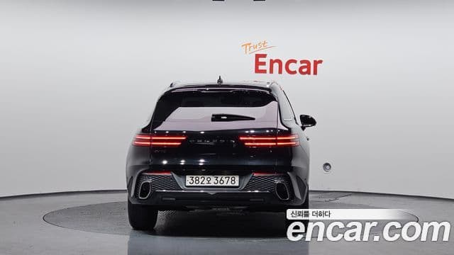 Genesis GV70, 2022 4