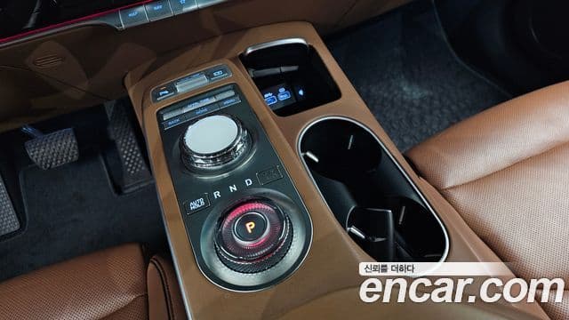 Genesis GV70, 2022 9