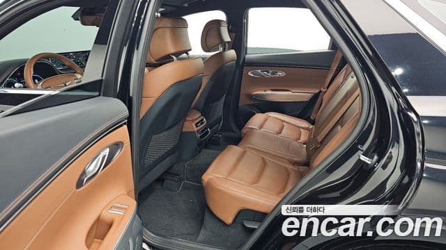 Genesis GV70, 2022 12