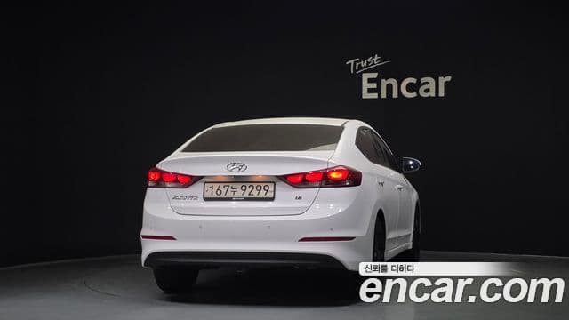 Hyundai Avante AD 1.6 GDI Value Plus, 2018 4