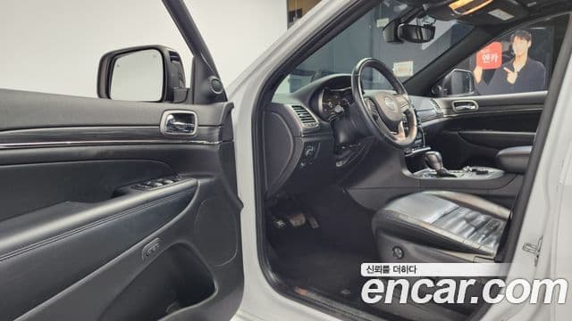 Jeep Grand Cherokee WK2, 2020 10