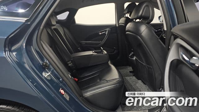 Hyundai Grandeur HG Modern, 2015 12