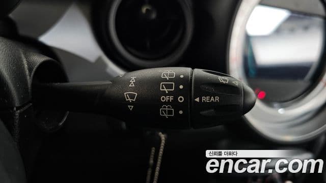 Mini Cooper D 2세대, 2013 17