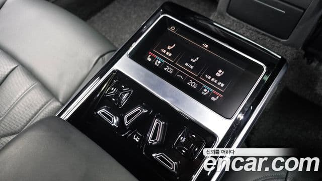 Audi A8 (D5) 55 TFSI Quattro LWB, 2021 19