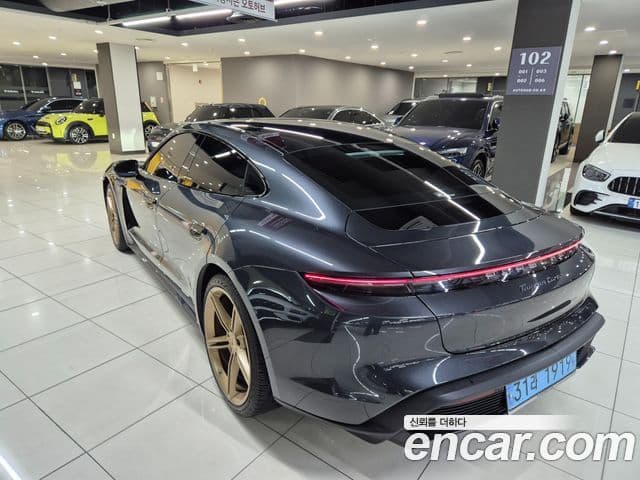 Porsche 타이칸 турбо, 2022 4
