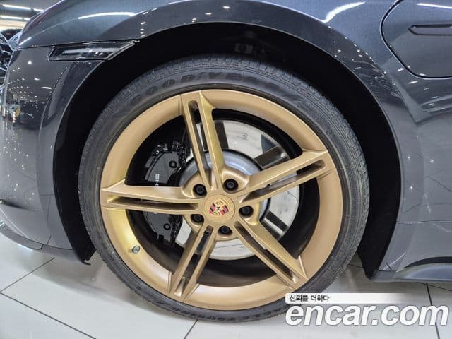 Porsche 타이칸 турбо, 2022 20