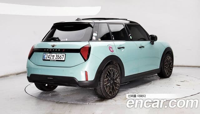 Mini Cooper S 4세대 5도어 favored, 2025 2