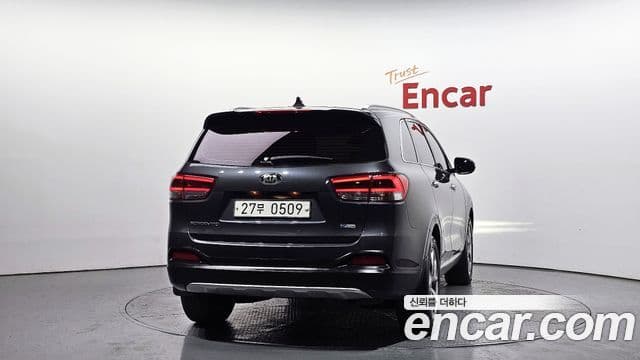 Kia All New Sorento Prestige, 2016 4