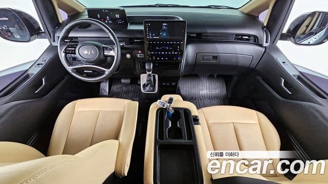 Hyundai Staria Modern, 2023 7