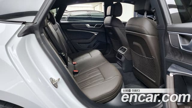 Audi A7 (4K) Premium, 2025 12