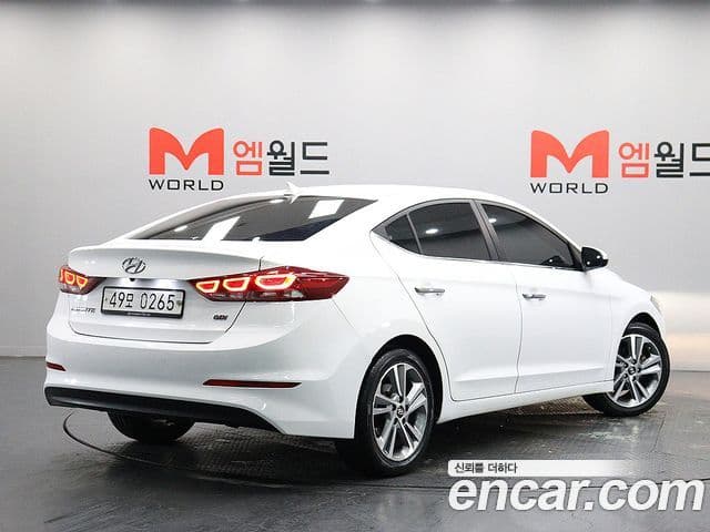 Hyundai Avante AD 1.6 GDI Value Plus, 2017 3