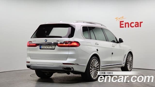 BMW X7 (G07) xDrive 40d Design Pure Excellence 6인승, 2022 2