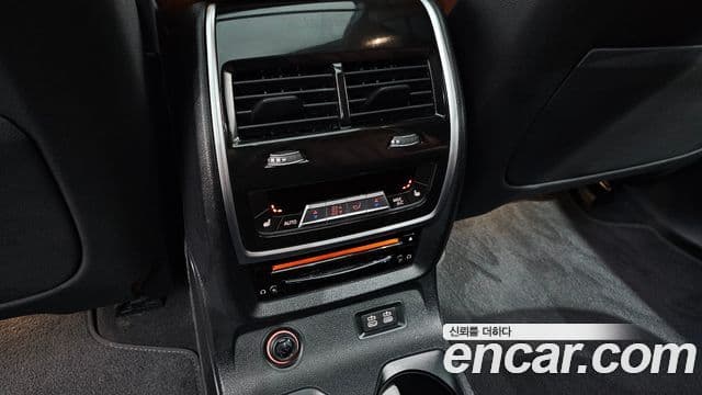 BMW X7 (G07) xDrive 40d Design Pure Excellence 6인승, 2022 19