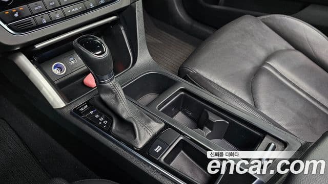 Hyundai LF Sonata 2.0 Smart, 2015 9