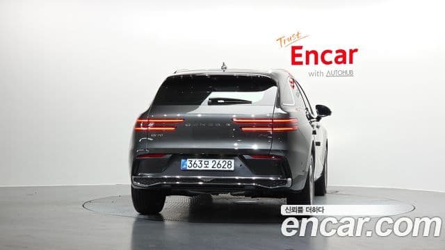 Genesis GV70, 2025 4