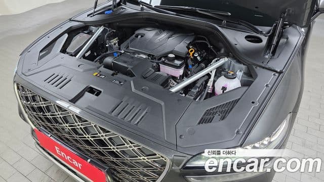 Genesis GV70, 2025 6