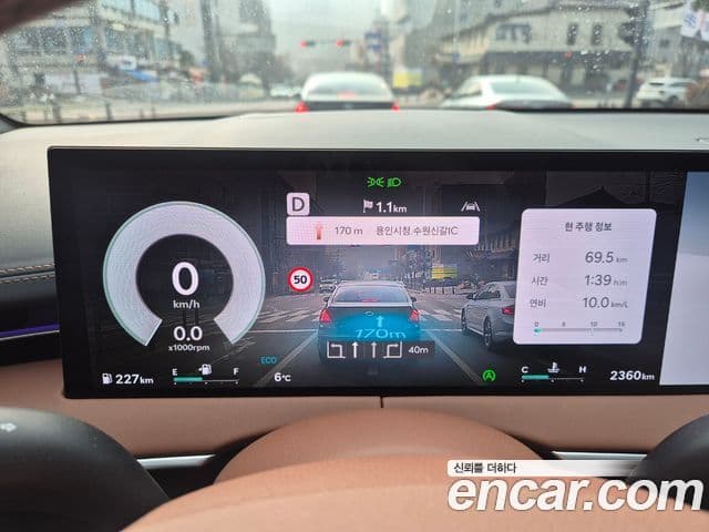 Genesis GV70, 2025 8