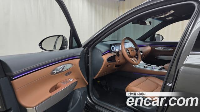 Genesis GV70, 2025 10