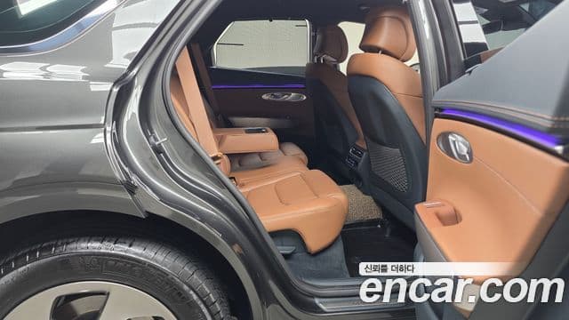 Genesis GV70, 2025 12