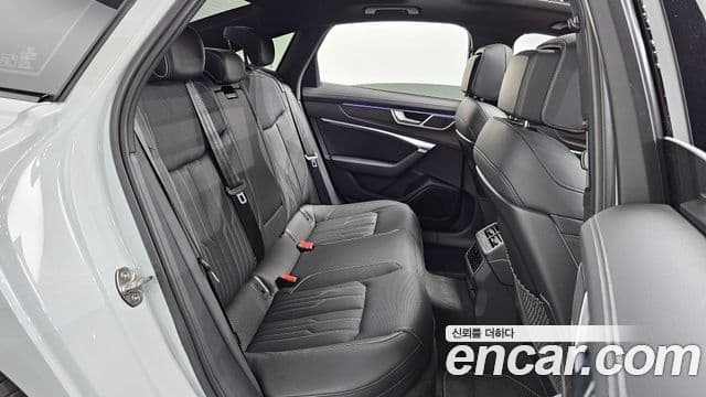 Audi A6 (C8) Premium, 2025 12