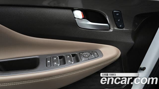 Hyundai Santa Fe TM Prestige, 2019 18