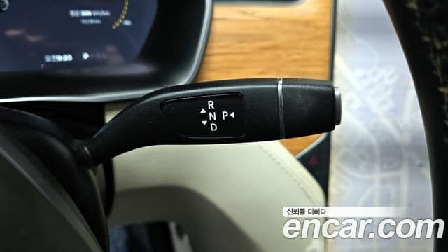 Tesla модель S, 2019 9