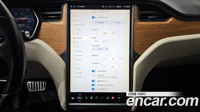 Tesla модель S, 2019 17