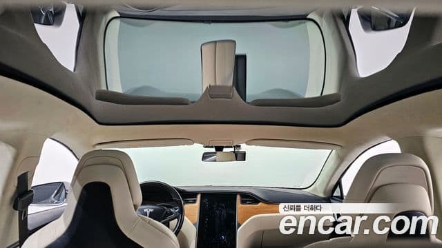 Tesla модель S, 2019 19