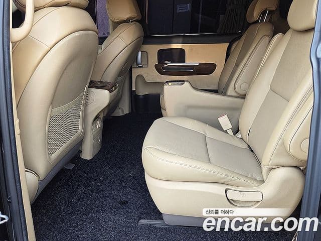 Kia All New Carnival Noblesse, 2016 7