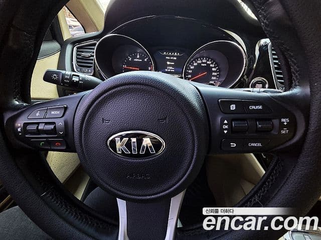 Kia All New Carnival Noblesse, 2016 14