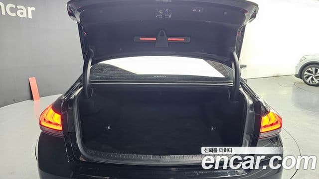 Genesis G80 Premium Luxury, 2017 20