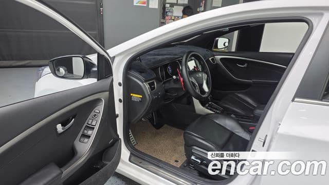 Hyundai i30(новый кузов / новое поколение) 1.6 GDI Extreme, 2012 10