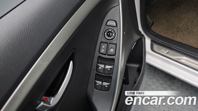 Hyundai i30(новый кузов / новое поколение) 1.6 GDI Extreme, 2012 14