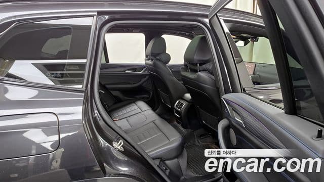 BMW iX3 M Sport, 2022 12