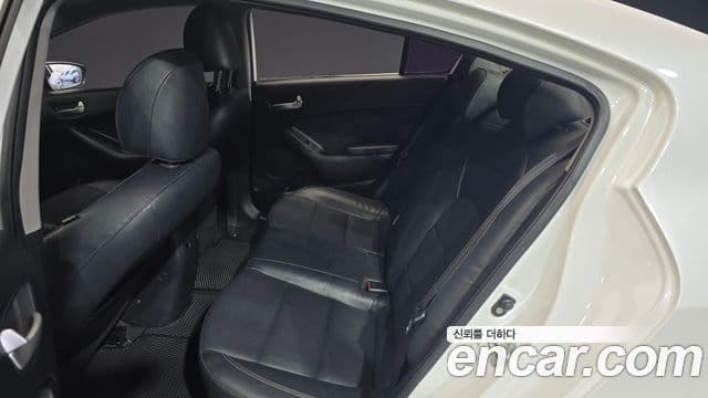 Kia K3 Deluxe, 2015 13